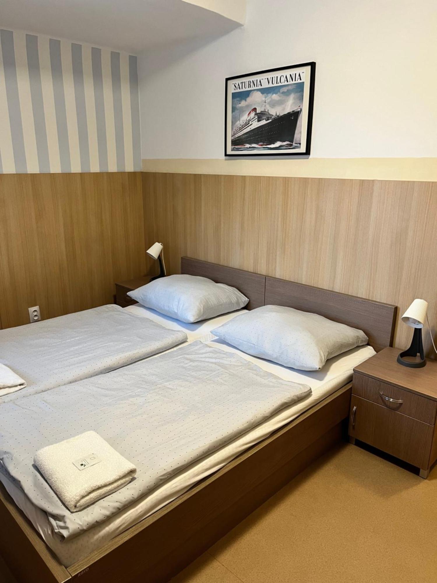Hotel U námořníka Plzeň Esterno foto